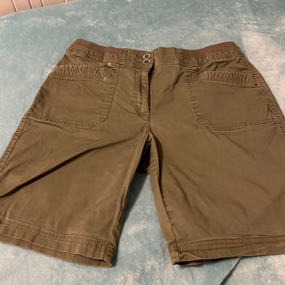 Katen Scott Shorts